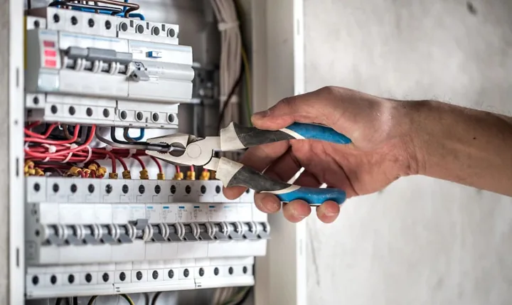 Eletricista em Balneario
